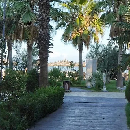 Apartment Lovely 2 Bedrooms Golem (Tirana)