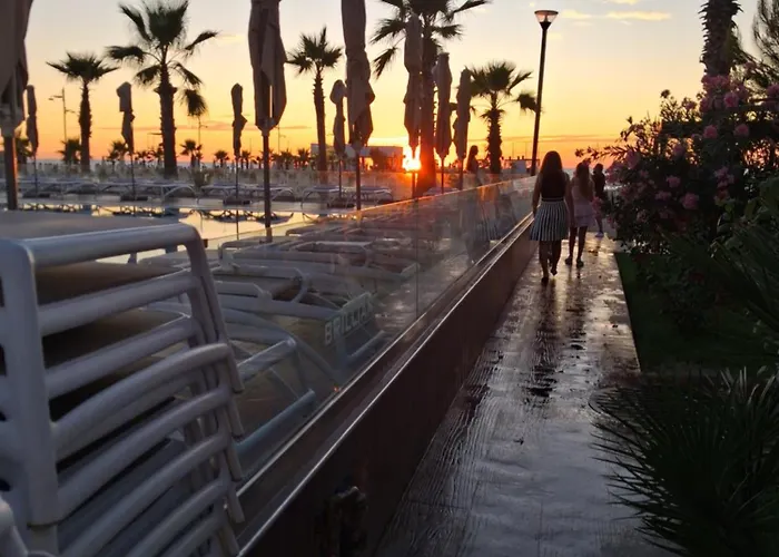 Lovely 2 Bedrooms Appartement Golem (Tirana)